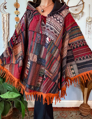 NEEVAN PONCHO- RUST