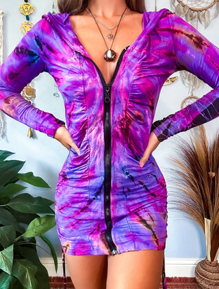 AURORA HOODED CINCH DRESS - PURPLE